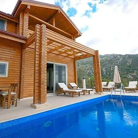 Lucida - Islamlar Town Otel 3*