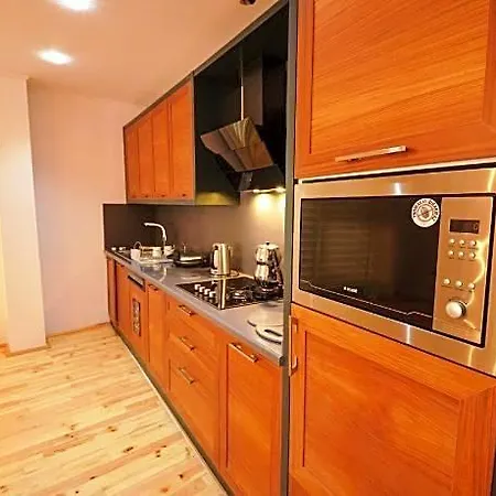 Lucida - Islamlar Town Otel 3*
