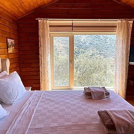 Lucida - Islamlar Town Otel Kaş